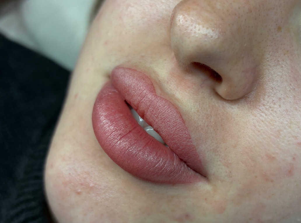 Lip Blush Treatment
