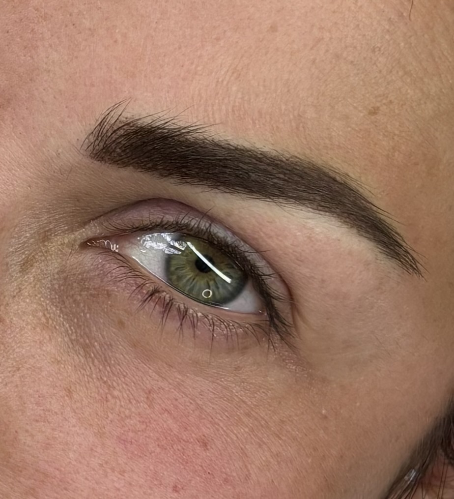 Ombré Brows