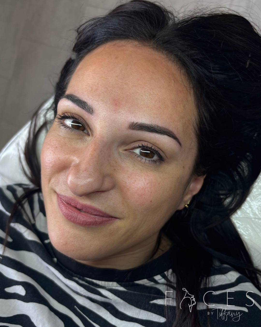 Full face showing natural ombre eyebrows and mauve lip blush permanent makeup